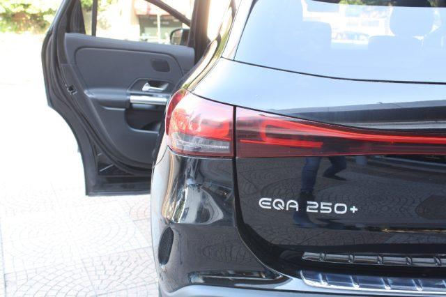 MERCEDES-BENZ EQA 250+ Premium Plus