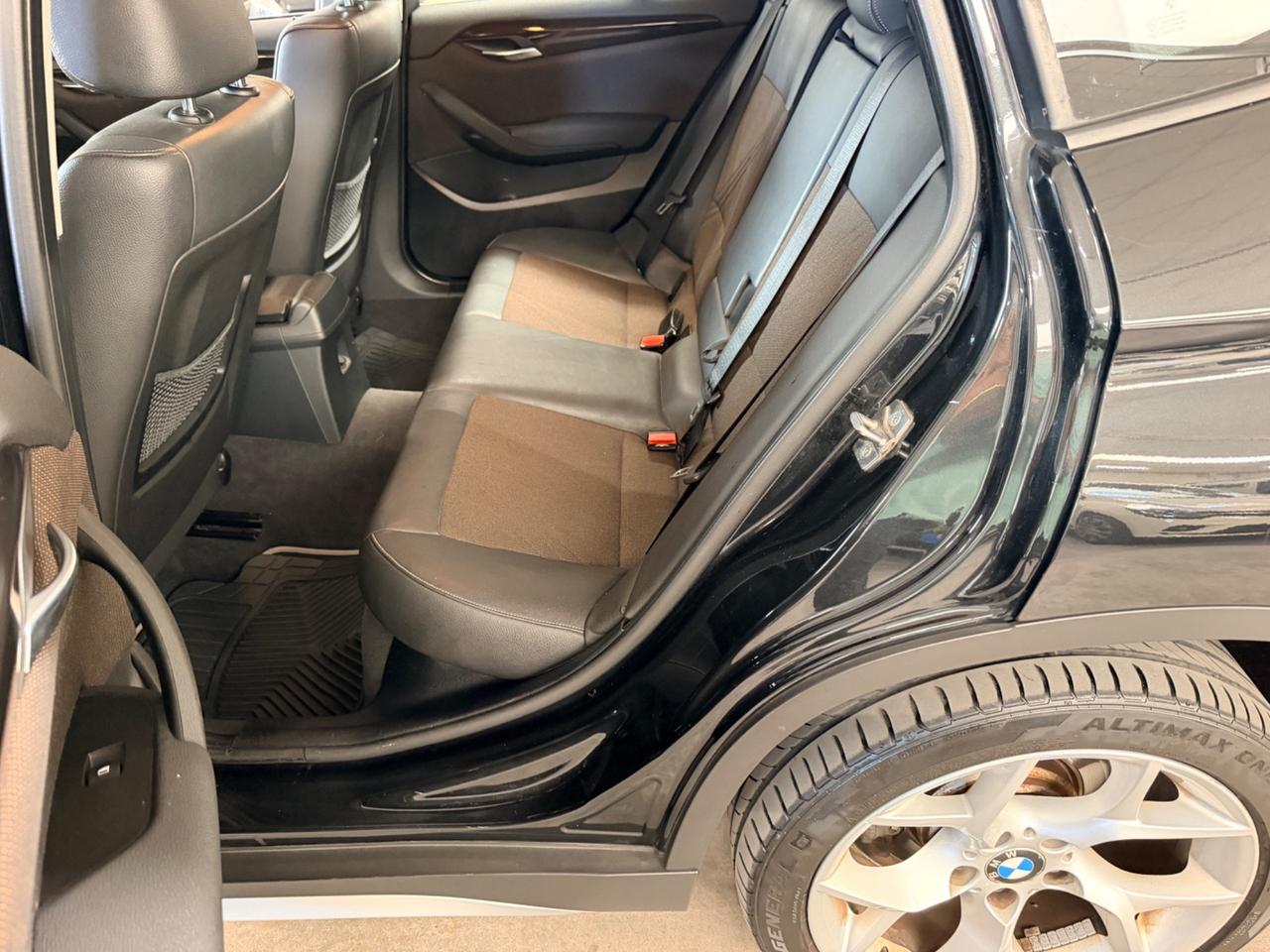 Bmw X1 sDrive18d X Line