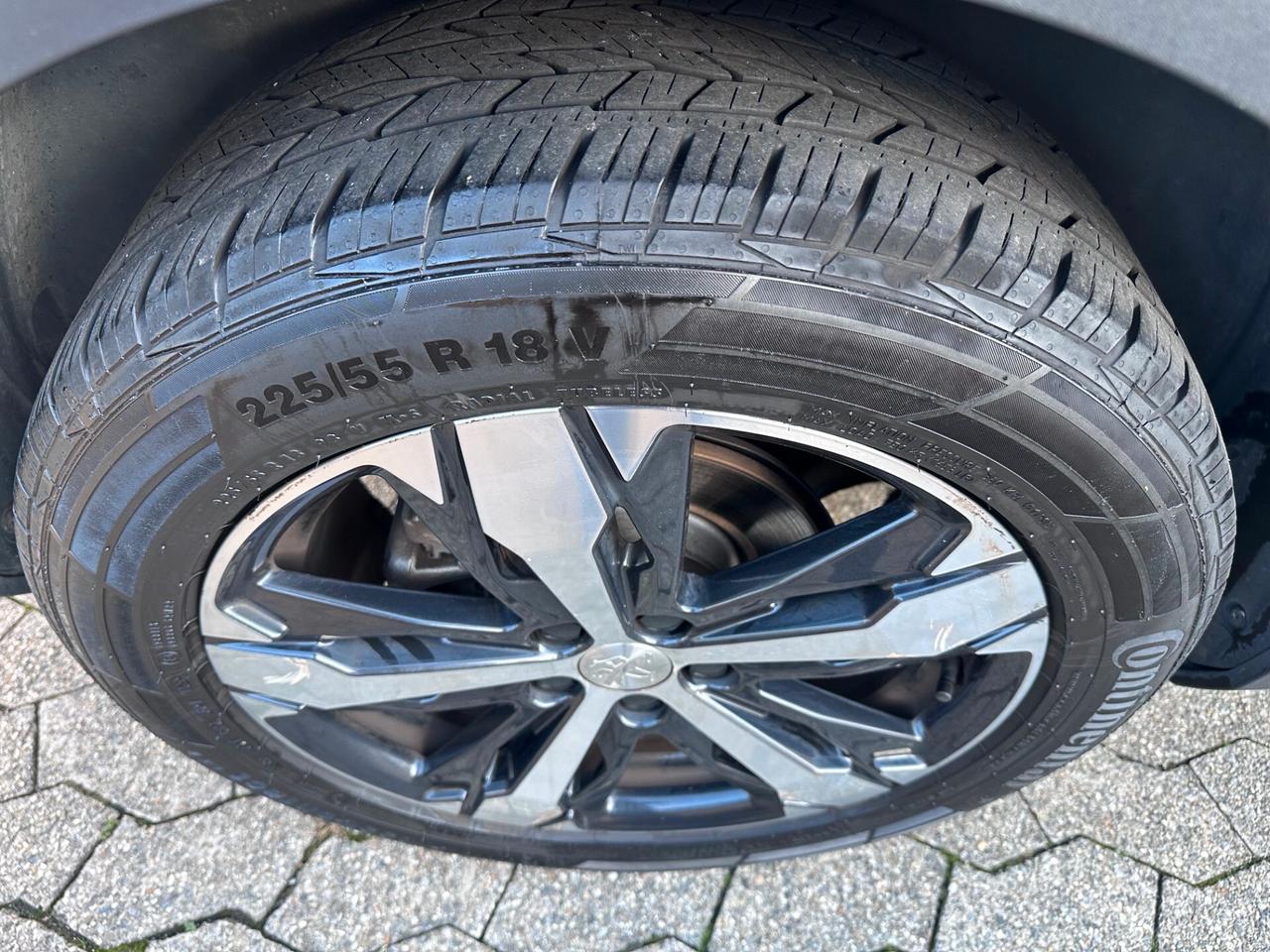 Peugeot 3008 BlueHDi 120 EAT6 S&S Allure