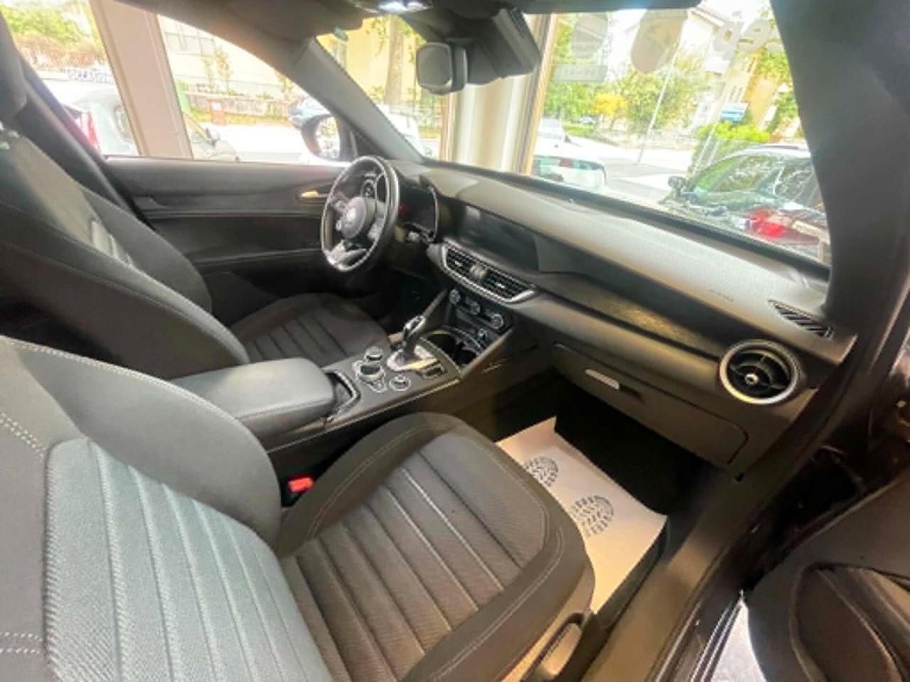 Alfa Romeo Stelvio 2.2 Turbodiesel 210 CV AT8 Q4 Super