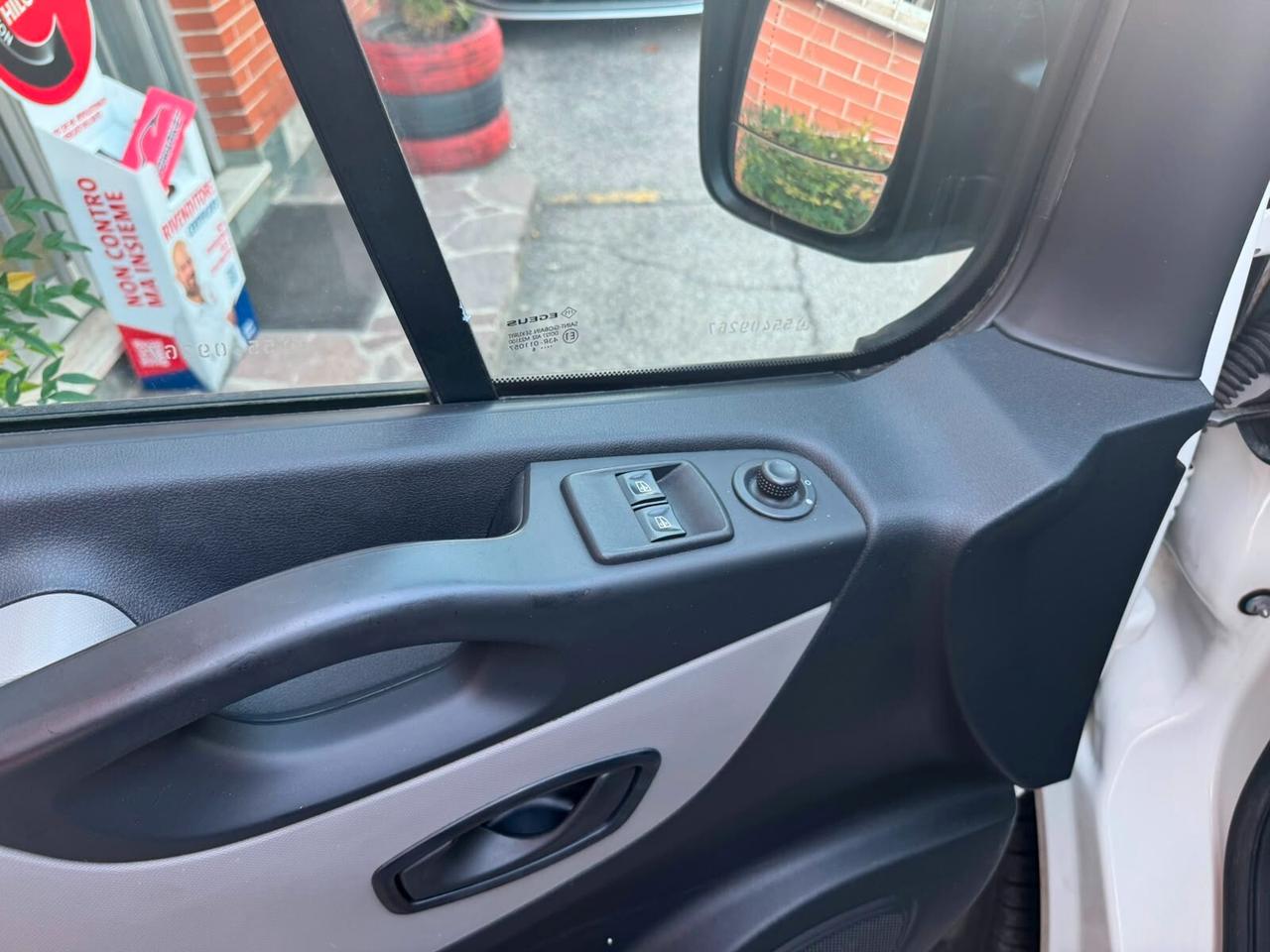 Renault Trafic T27 1.6 dCi 90CV Furgone