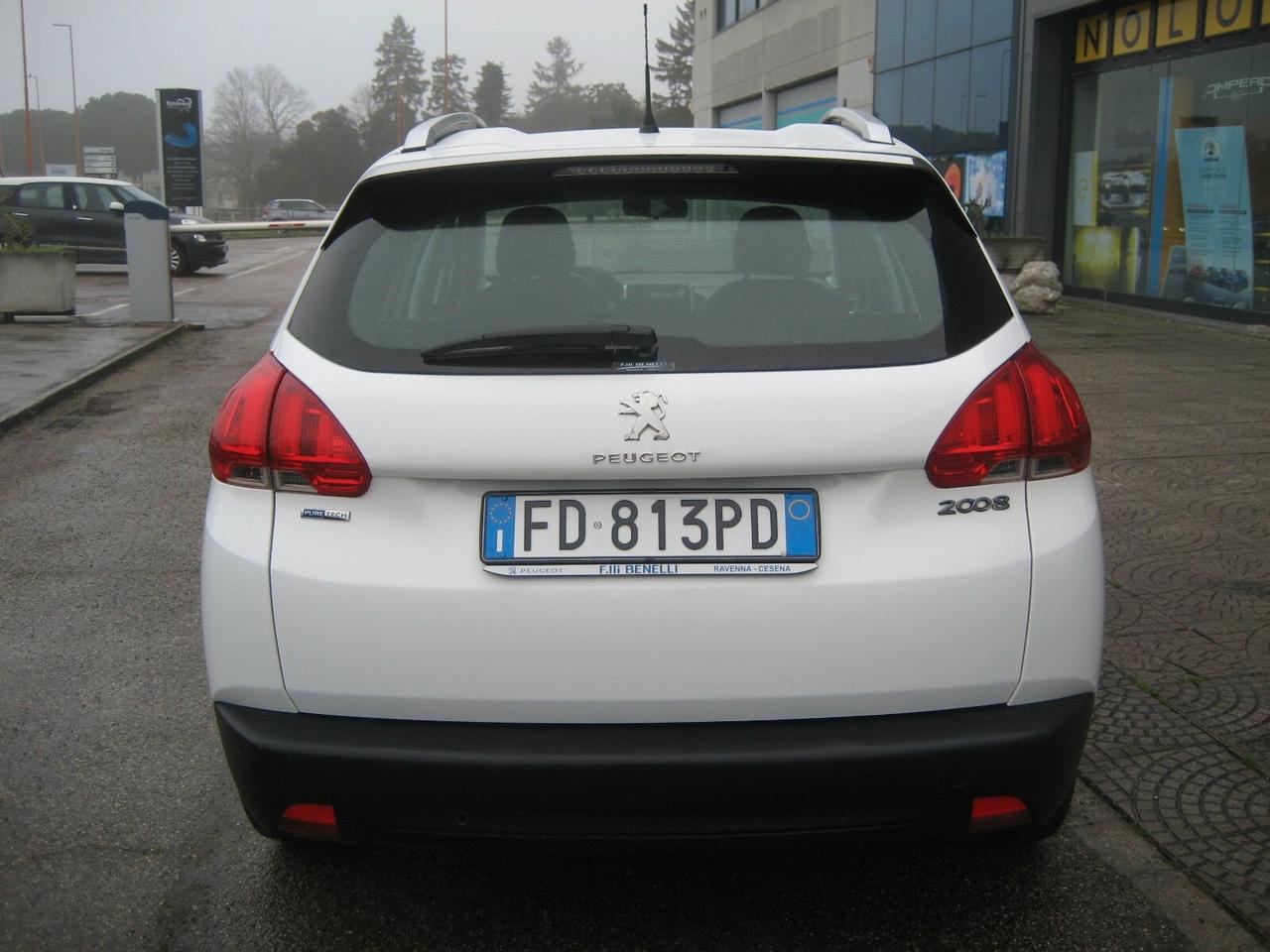 Peugeot 2008 PureTech 82 Active