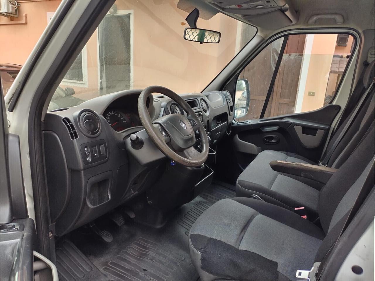 Renault Master T35 2.3 dCi 2015