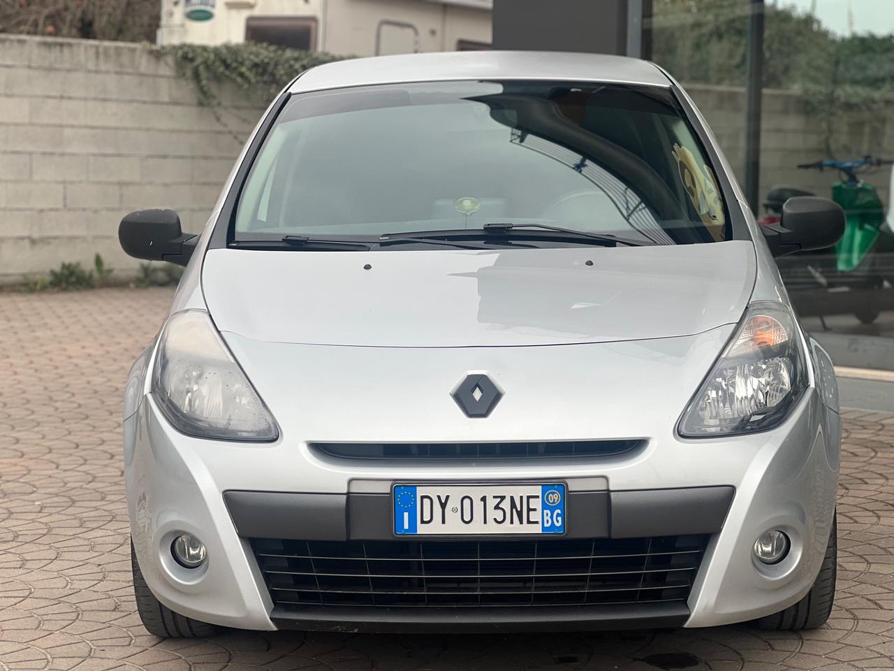 Renault Clio 1.2 benz - GARANZIA 12 MESI