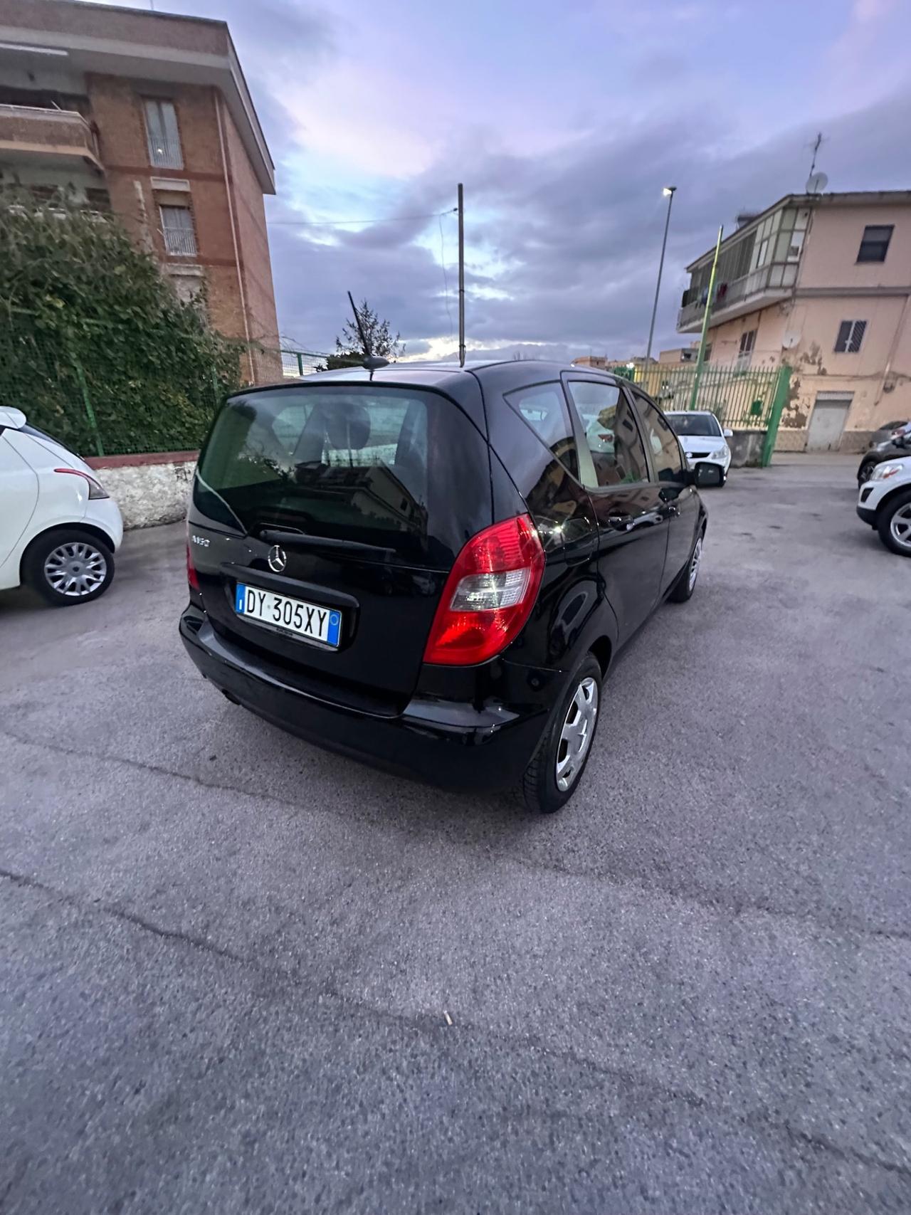 Mercedes-benz A 150 BlueEFFICIENCY Avantgarde