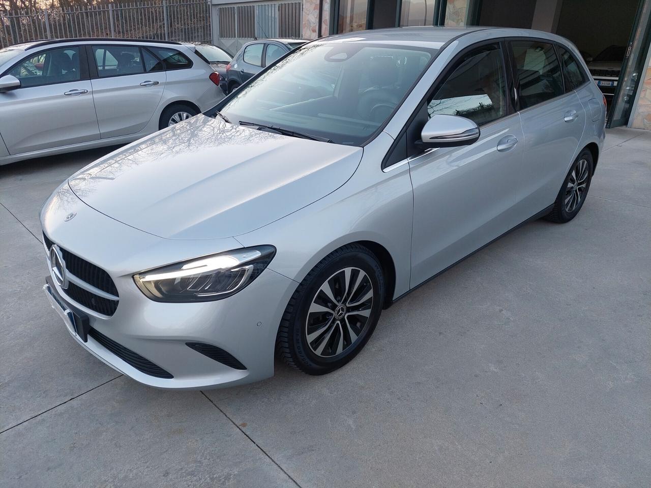 Mercedes-benz B 180 d Automatic AMG Line Premium