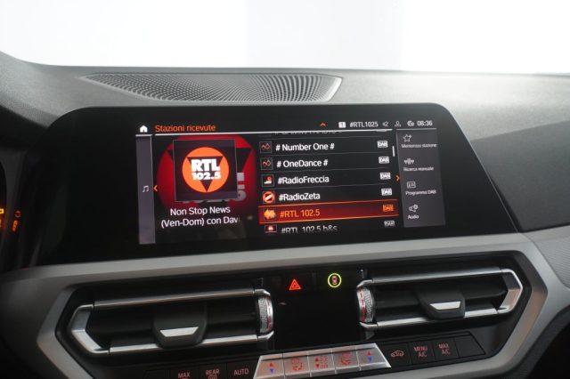 BMW 318 Serie 3 (G20/G21) d Touring Business Advantage/