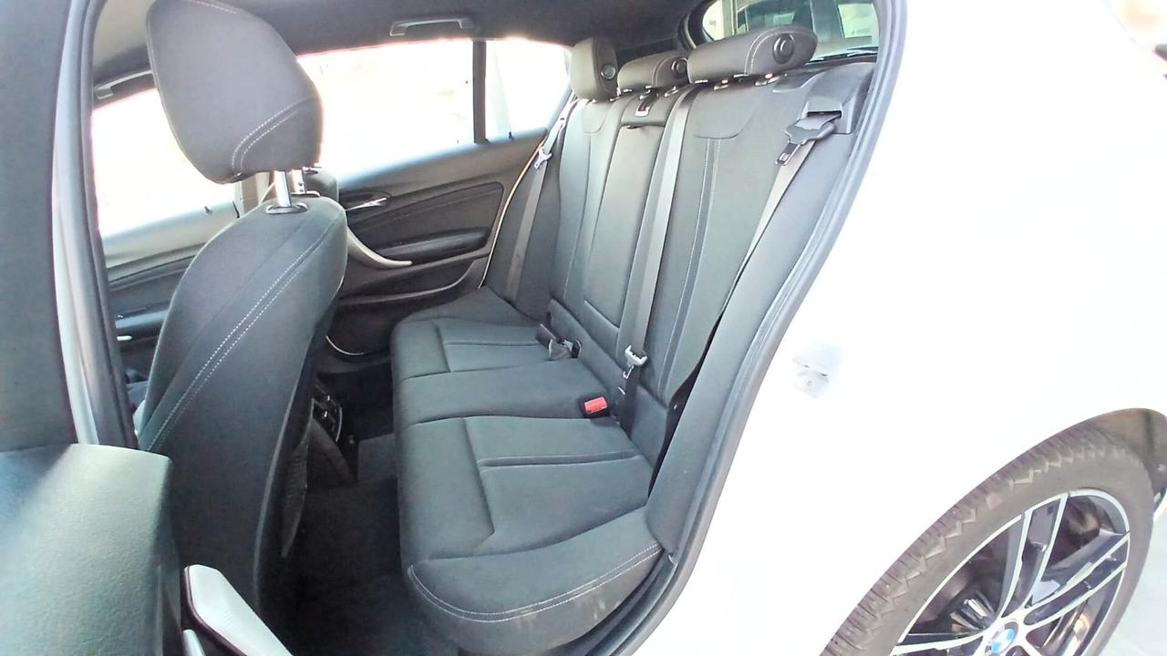 Bmw 116 116d 5p. Msport