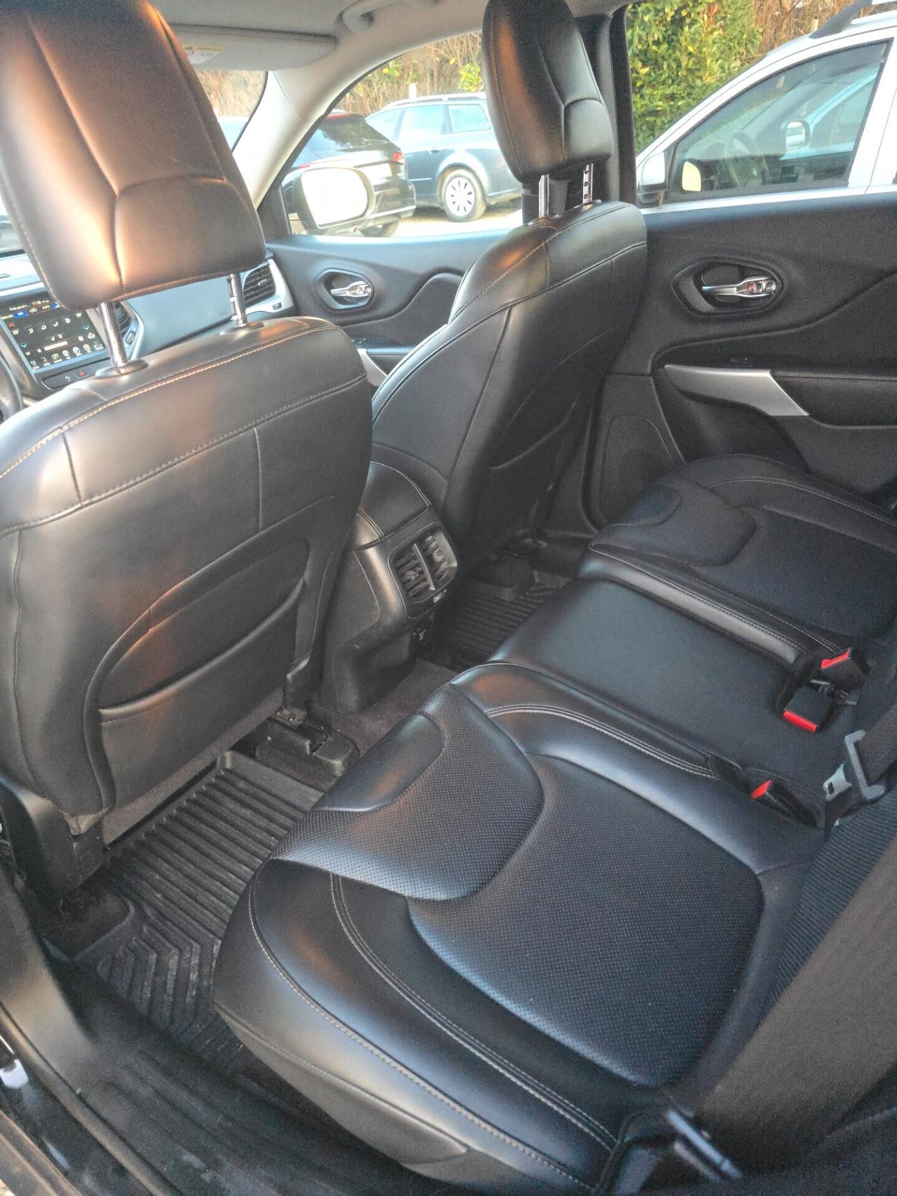 Jeep Cherokee 2.2 Mjt II 4WD Active Drive I Overland