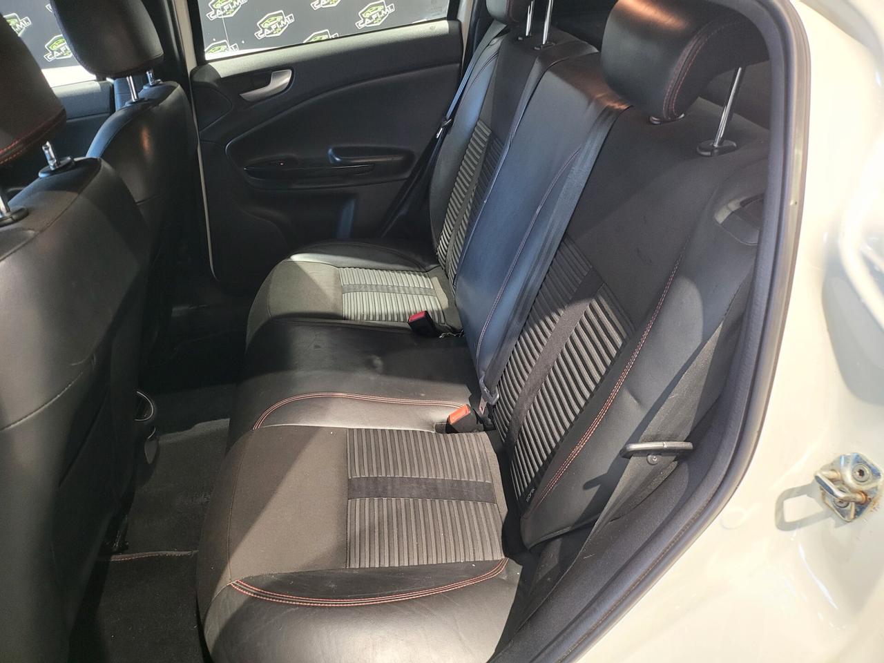 Alfa Romeo Giulietta - 2011 2.0 JTDm-2 140 CV Distinctive