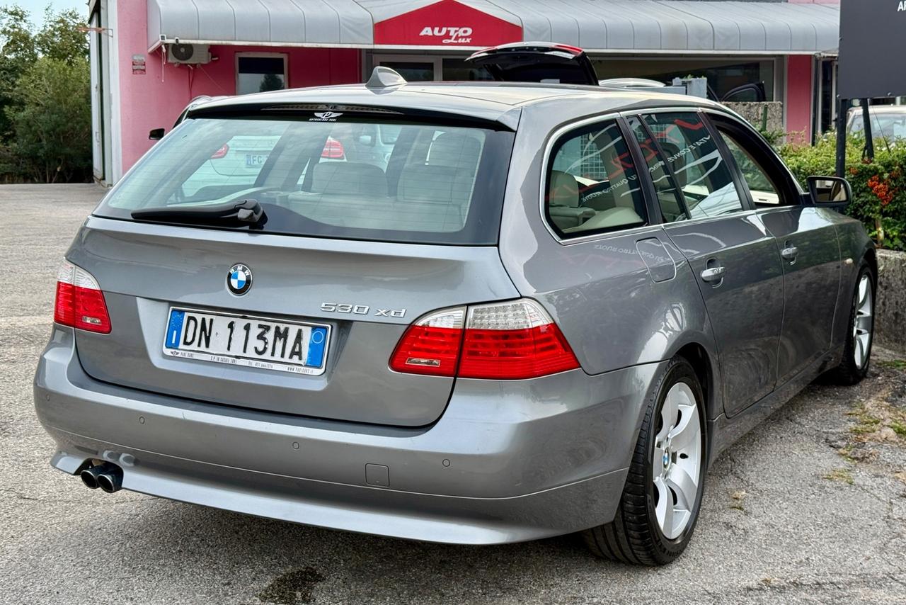 Bmw 530xd Touring 2008 235CV futura