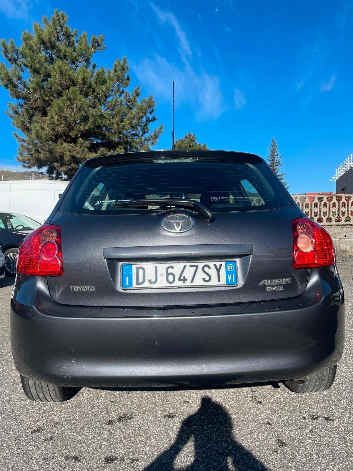 TOYOTA AURIS 1.4 D-4D 90 CV – UNICO PROPRIETARIO – TAGLIANDI TOYOTA