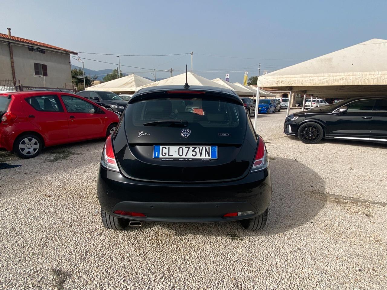 Lancia Ypsilon 1.0 FireFly 5 porte S&S Hybrid Gold Plus