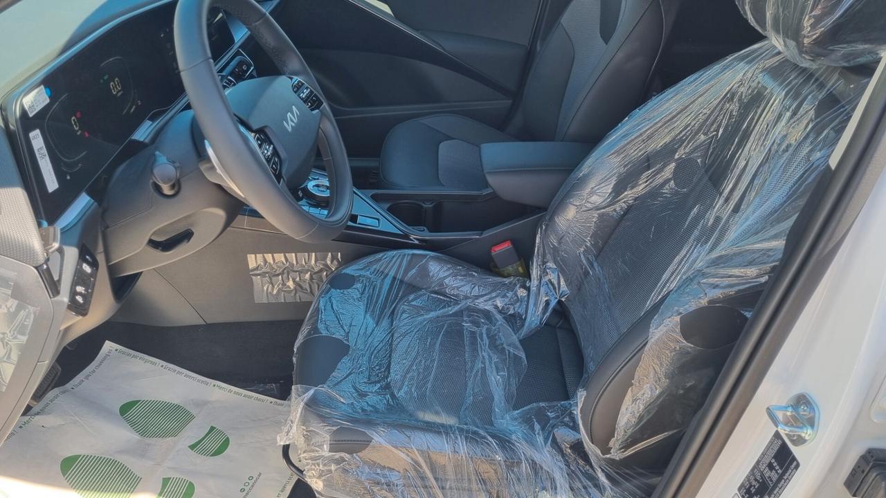 Kia Niro Tri-Fuel 1.6 GDi DCT HEV GPL Style