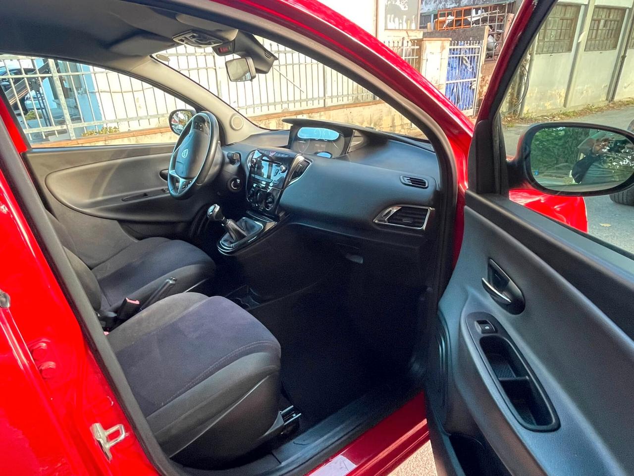 Lancia Ypsilon 1.3 MJT 16V 95 CV 5 porte S&S Platinum