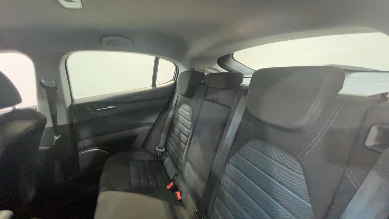 Alfa Romeo Stelvio 2.2 Turbodiesel 190 CV AT8 RWD Business