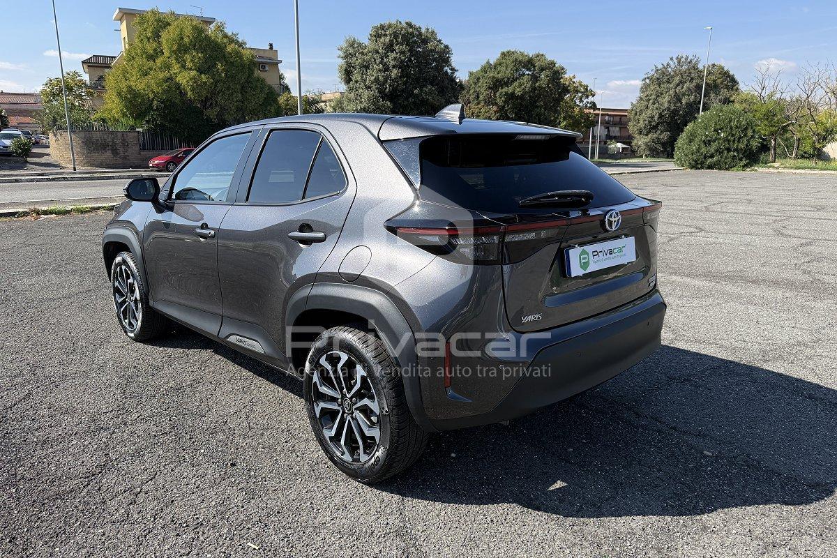 TOYOTA Yaris Cross 1.5 Hybrid E-CVT AWD-i Trend