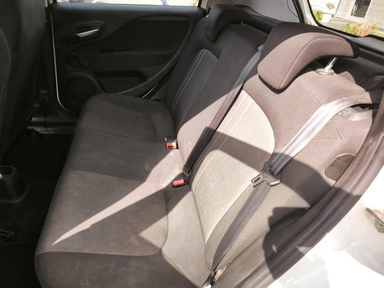 Fiat Punto 1.4 8V 5 porte Natural Power Street