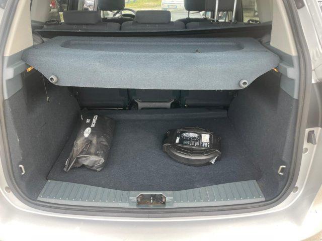 FORD C-Max 1.6 125CV Titanium