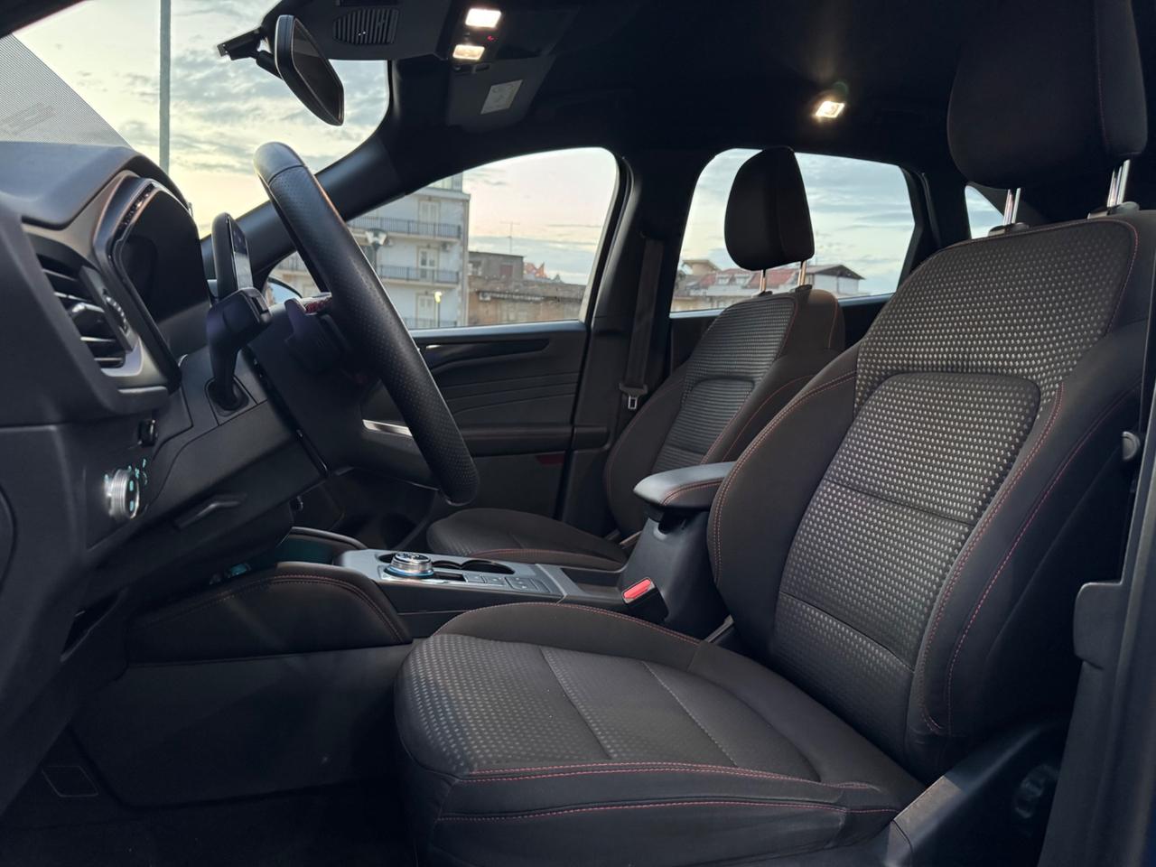 FORD KUGA 1.5 ECOBLUE ST-LINE FULL IVA ESPOSTA