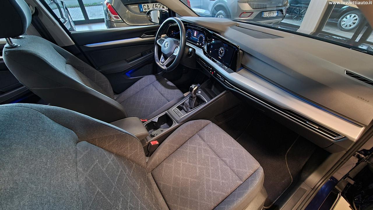 Volkswagen Golf 8 1.5 TGI LIFE
