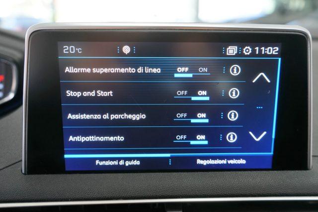 PEUGEOT 5008 BlueHDi 130 S&S Business 7 POSTI