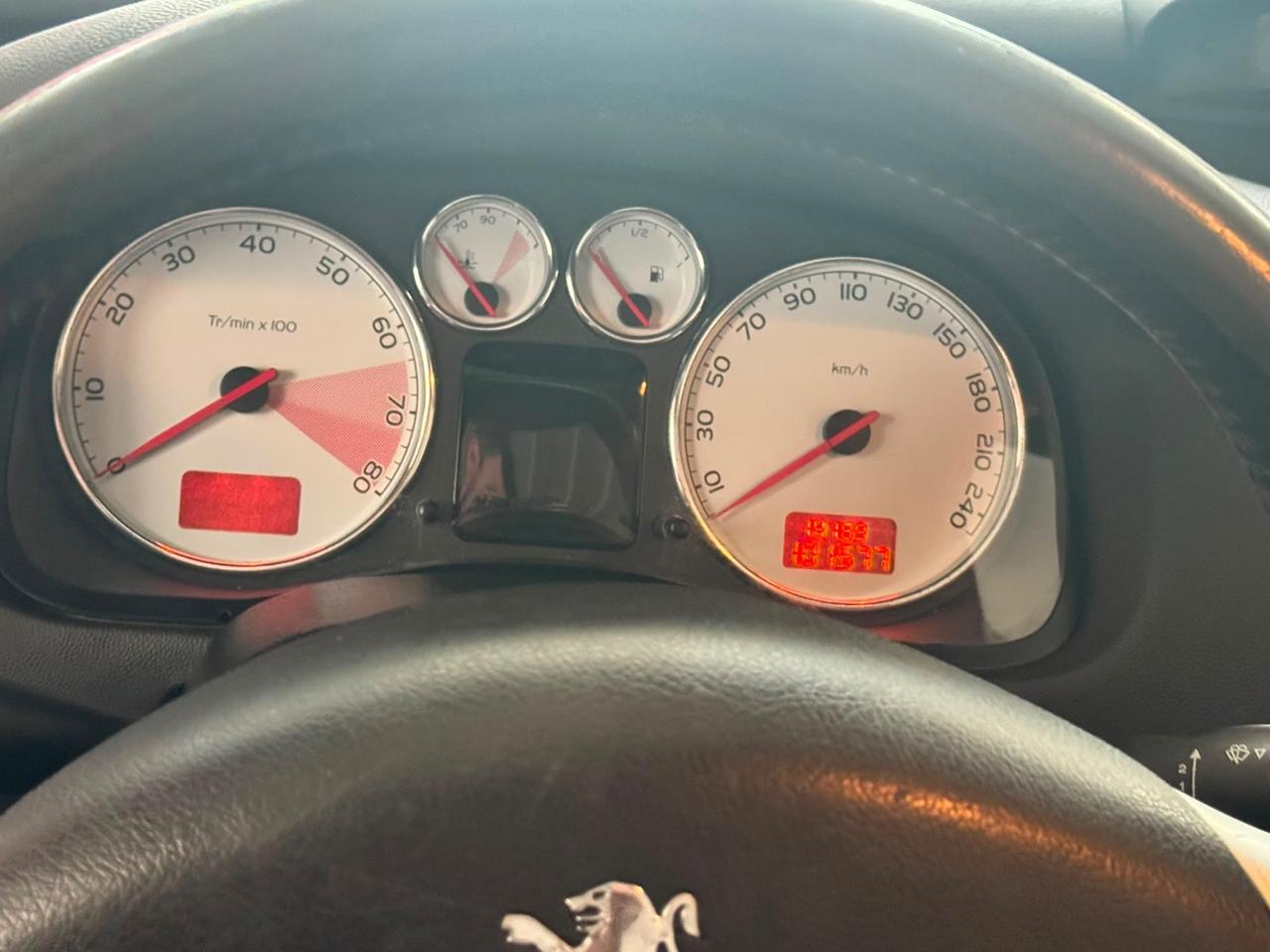 Peugeot 307 1.6 16V CC CABRIO NEOPATENTATI
