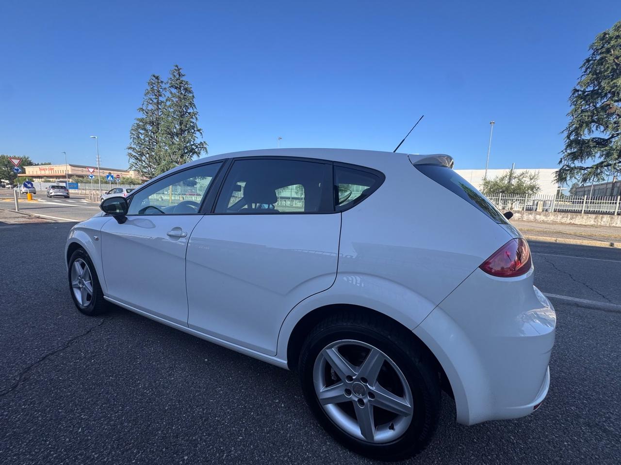 Seat Leon 1.6 diesel, euro 5, anno 2012, 200.000 km,
