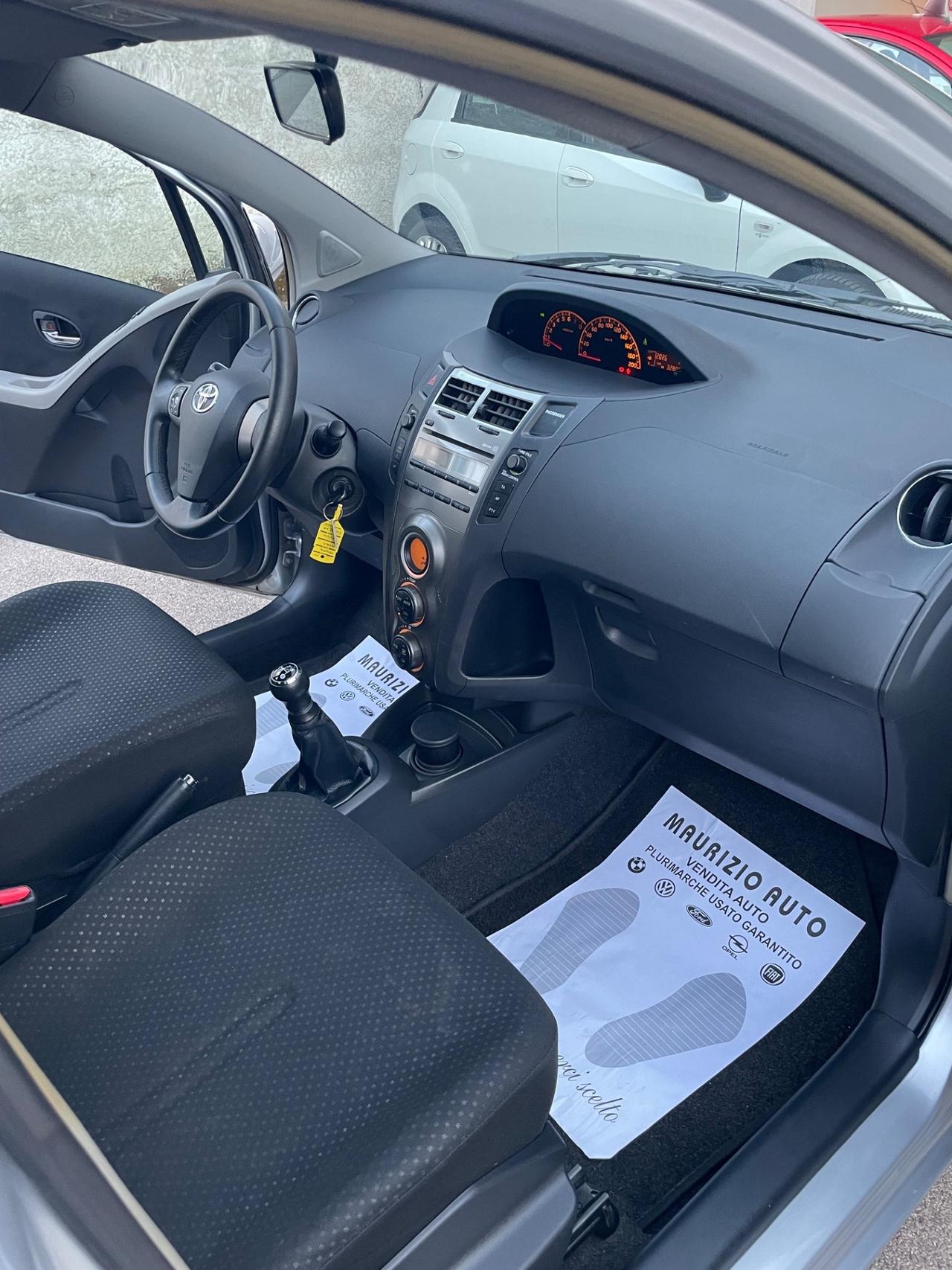Toyota Yaris 1.0 5 porte Lounge FULL dal nord Italia bella