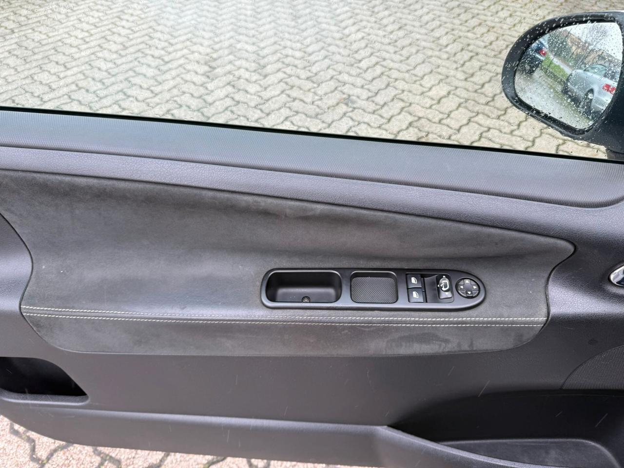 Peugeot 207 1.6 THP 175CV 3p. Le Mans Series