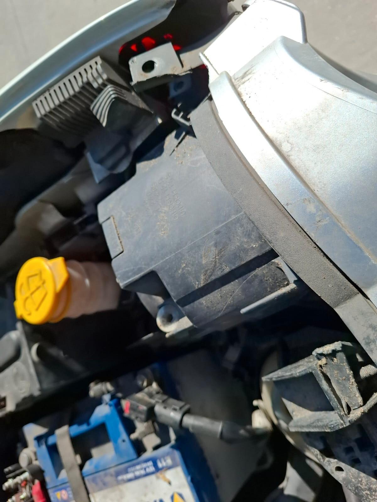 Jeep Renegade 1.6 Mjt Limited - SINISTRATO