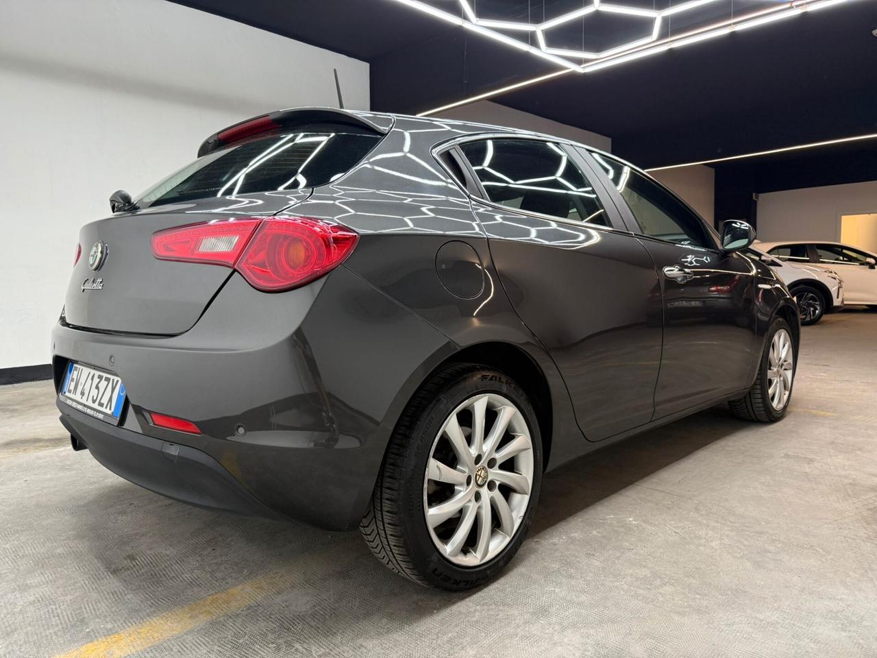 Alfa Romeo Giulietta 1.6 JTDm-2 105 CV Exclusive