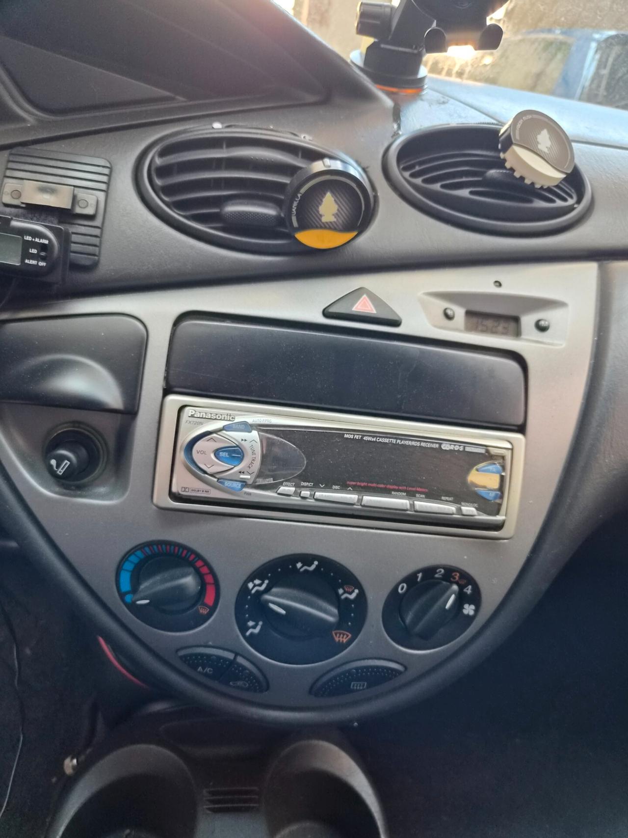 Ford Focus 1.8 TDDi cat SW Ambiente