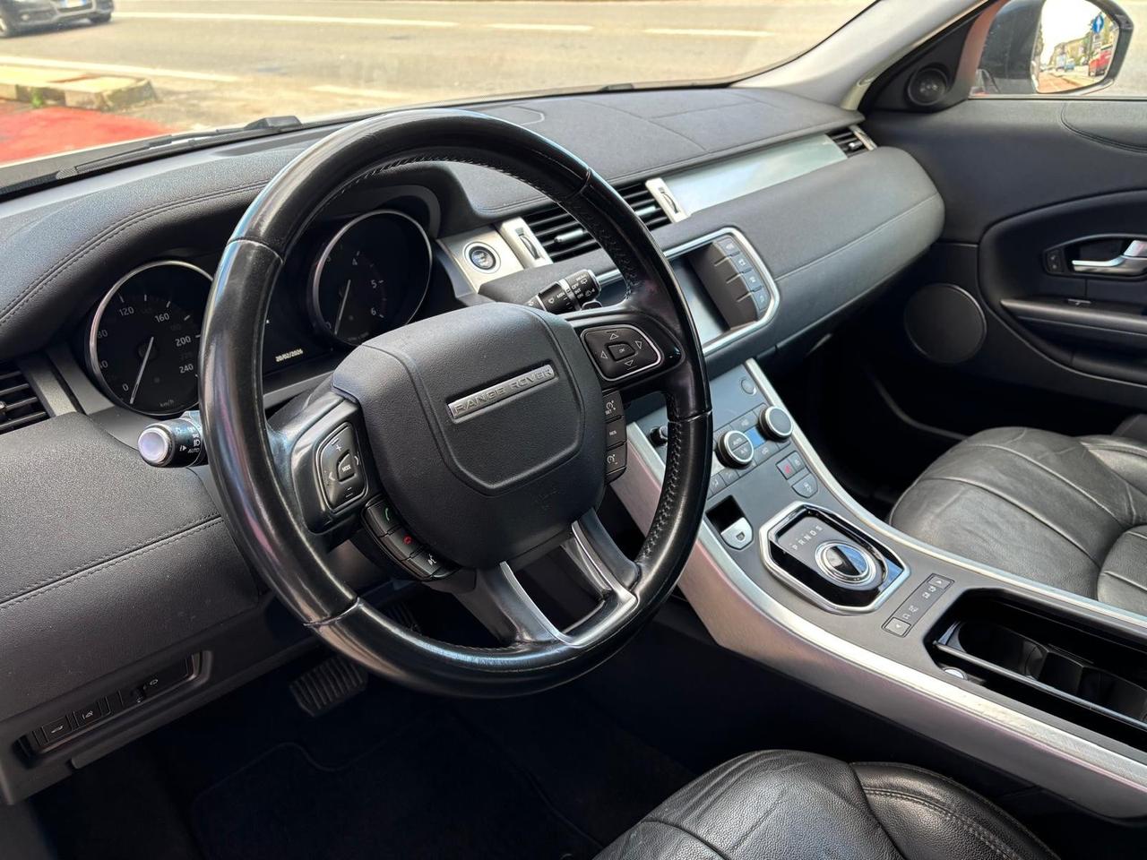 Land Rover Range Evoque 2.0 TD4 180 CV 5p. Pure