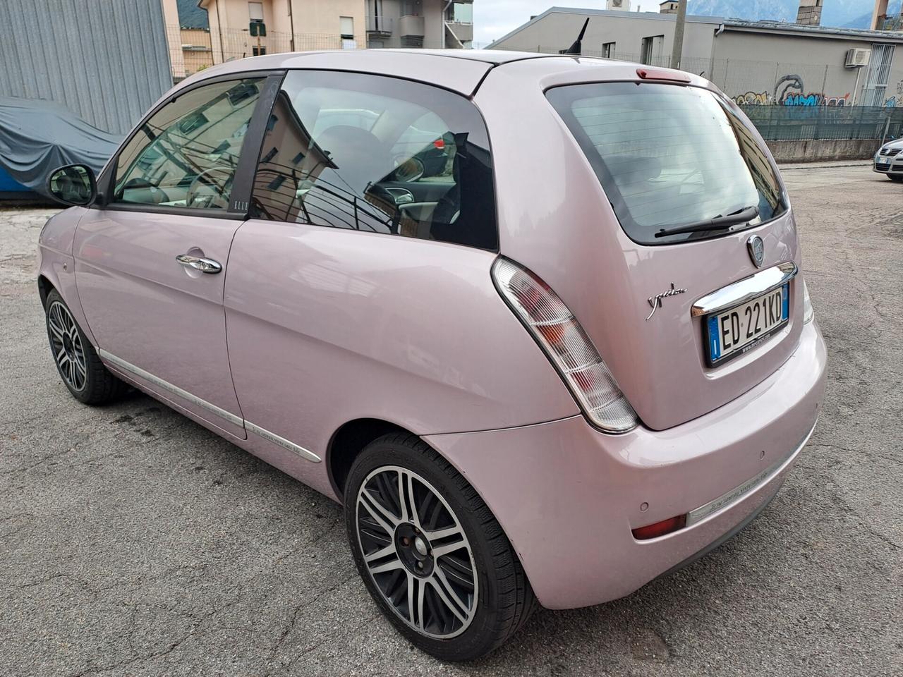 LANCIA YPSILON 1.2 BENZINA *OK NEOPATENTATI*