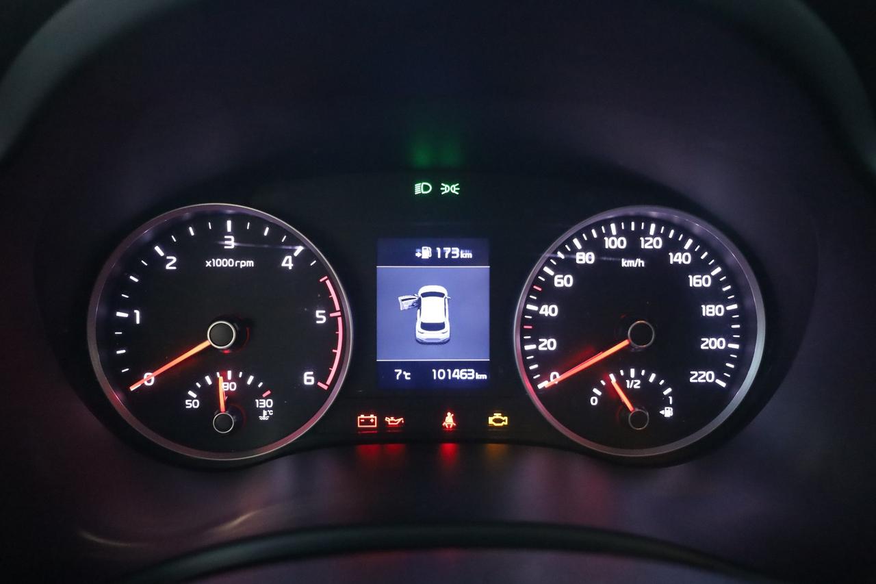 KIA STONIC ENERGY 1.6 110cv neopatentati