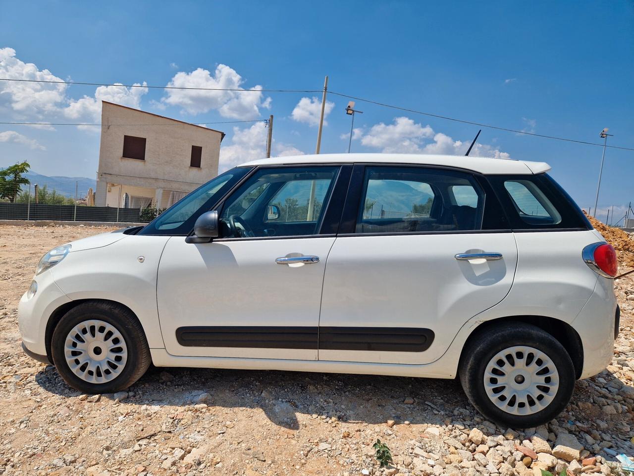 Fiat 500L 1.3 Multijet 85 CV Easy con Gancio Traino