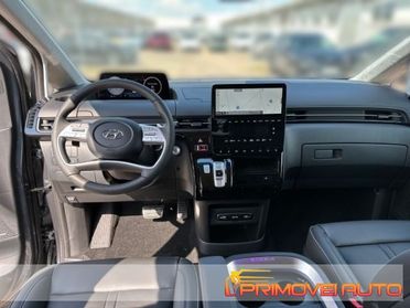 HYUNDAI Staria 2.2 AT 2WD 7 posti Signature