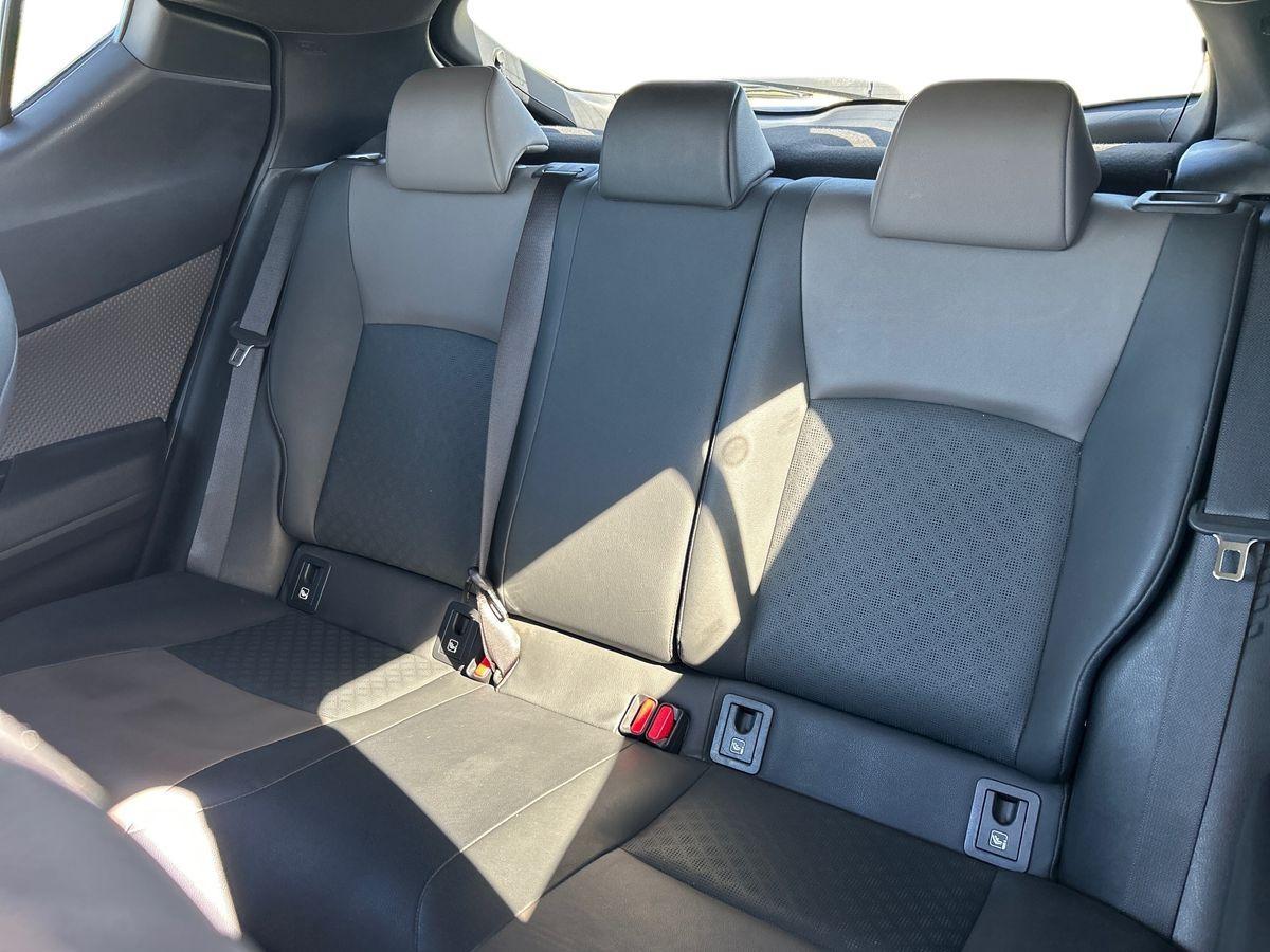 TOYOTA C-HR (2016-2023) - C-HR 1.8 Hybrid E-CVT Lounge