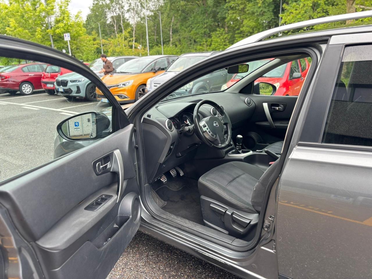 Nissan Qashqai Qashqai+2 2.0 dCi DPF Tekna 4x4 * 7 POSTI