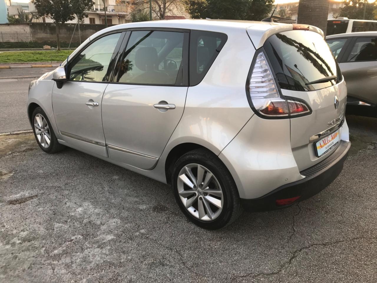 Renault Scenic Scénic X-Mod 1.5 dCi 110CV Luxe