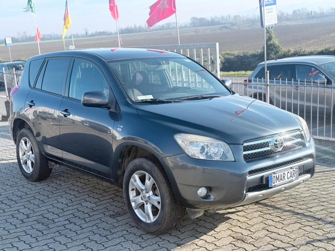 Toyota RAV 4 2.2 D 4X4 2009 MANUALE