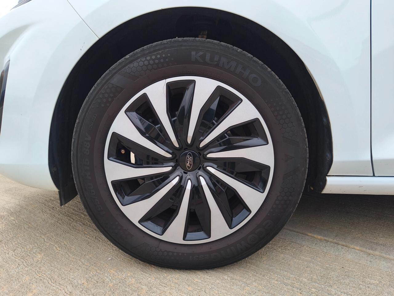 Ford Fiesta 1.1 -75 CV 5 porte Titanium Neopatentato