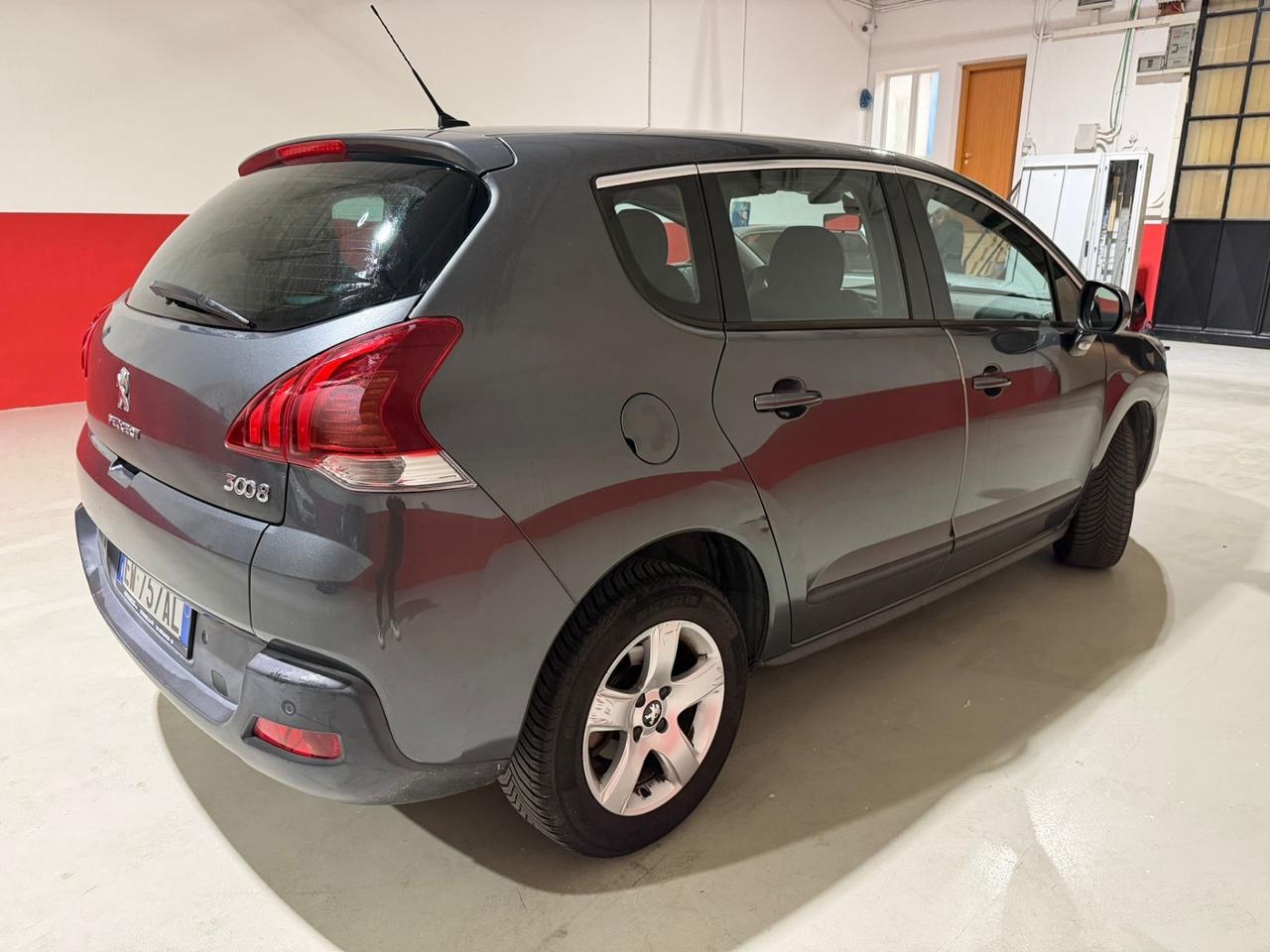 Peugeot 3008 1.6 HDi 115CV Active