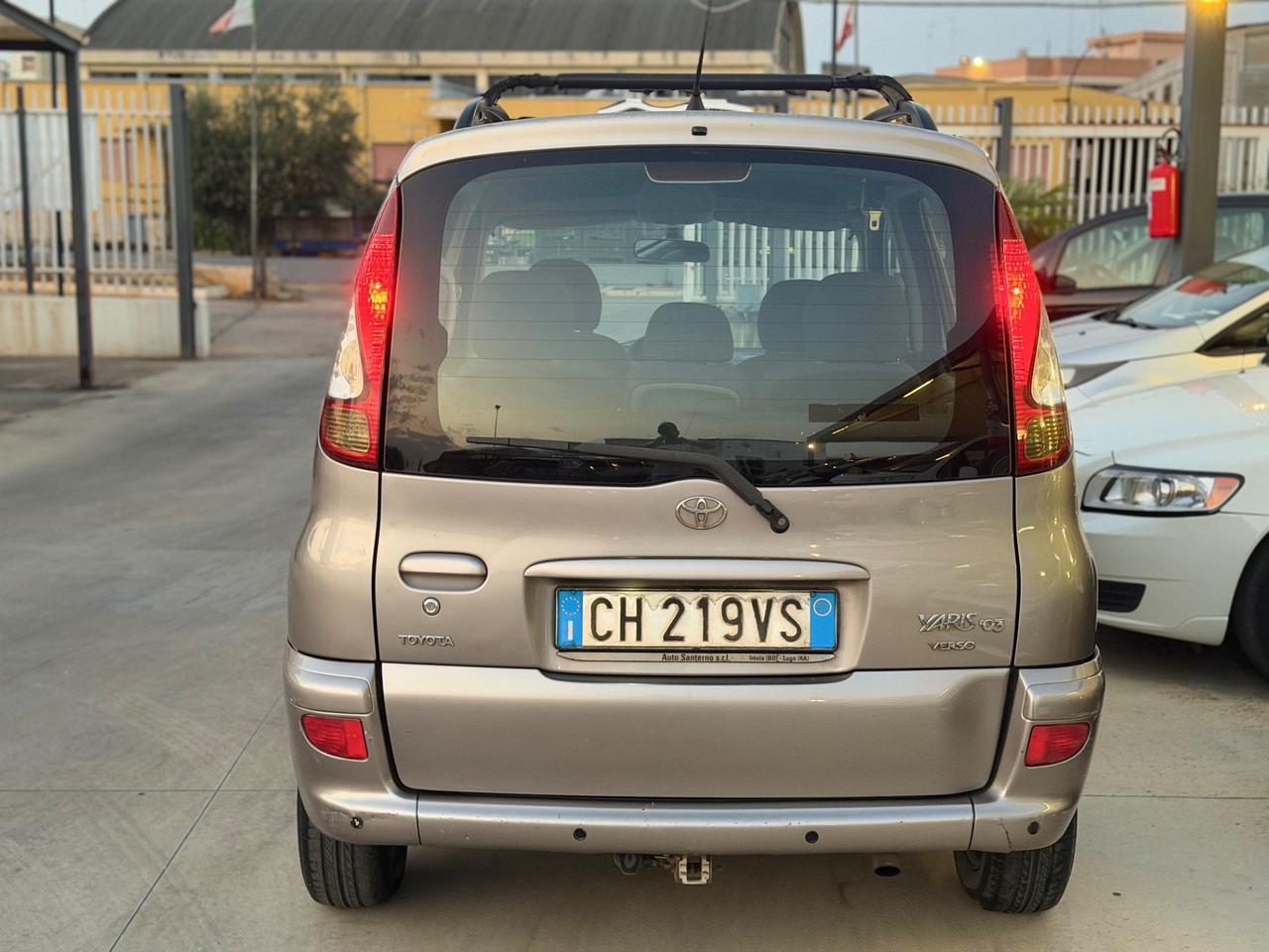 TOYOTA YARIS VERSO 1.4 DIESEL - GANCIO TRAINO