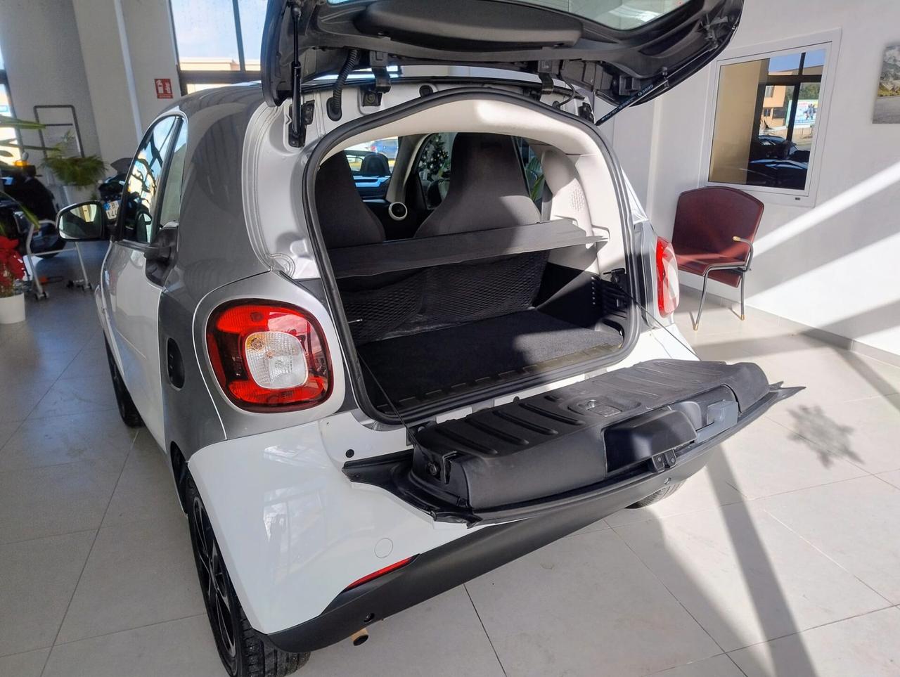 Smart ForTwo 1000 52 kW MHD coupé passion