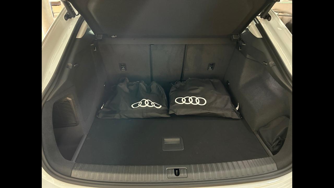 Audi Audi Q3 Sportback 45 TFSI e 180(245) kW(CV) S tronic