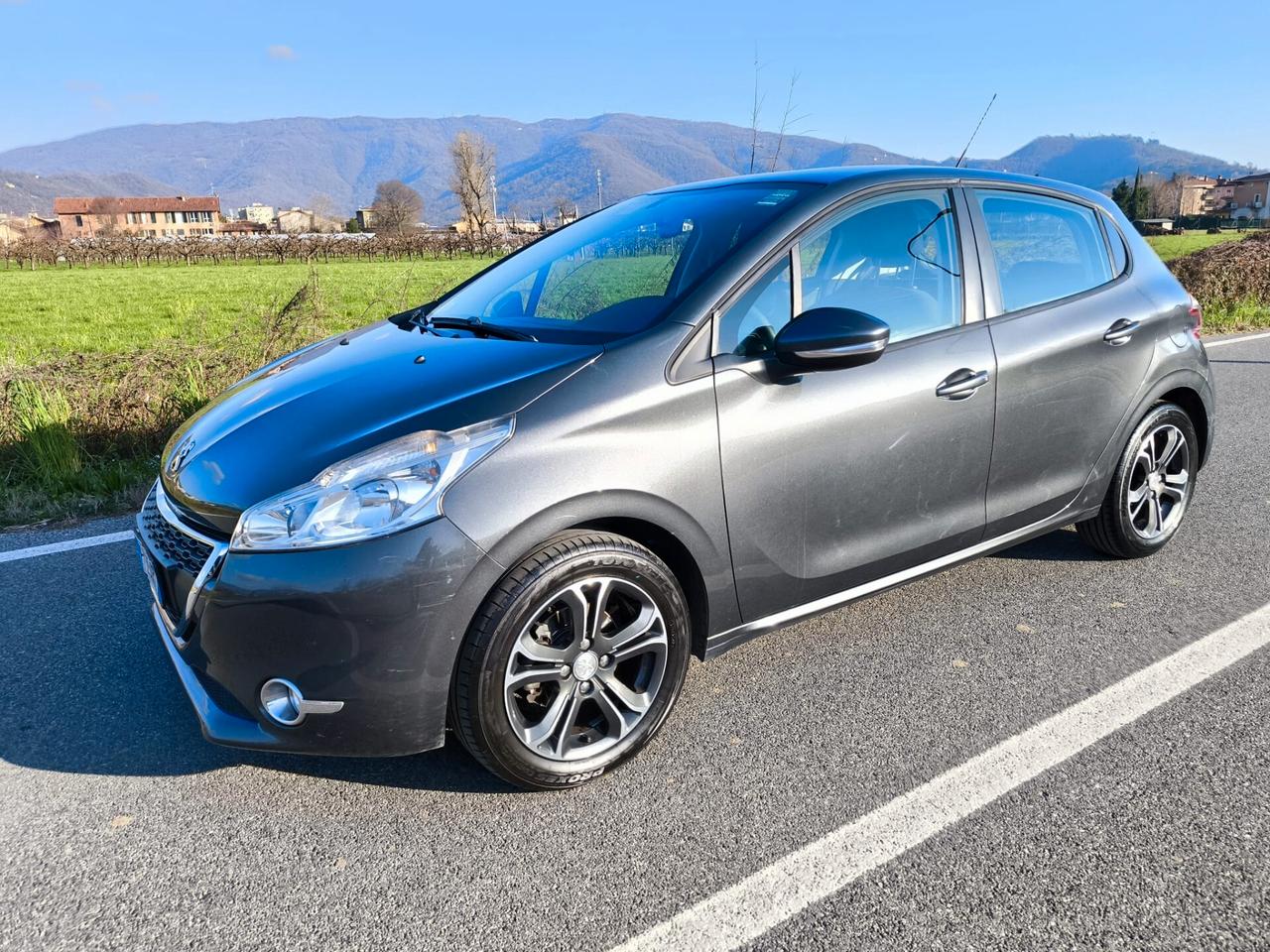 PEUGEOT 208 1.6 e-HDi 92 CV "OK PER NEOPATENTATI"