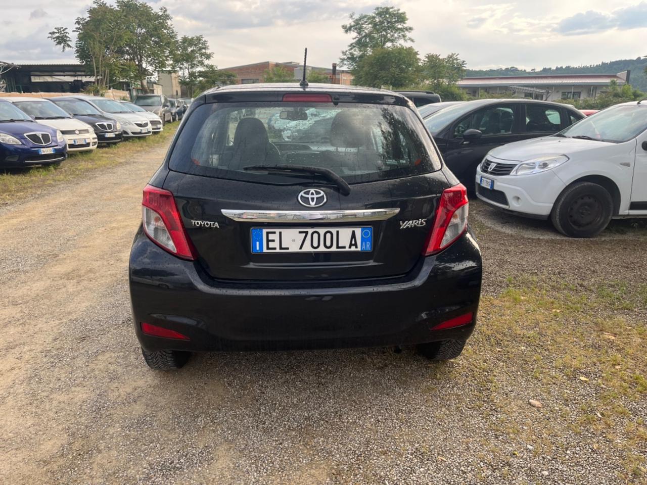 Toyota Yaris 1.0 5 porte Lounge 2012