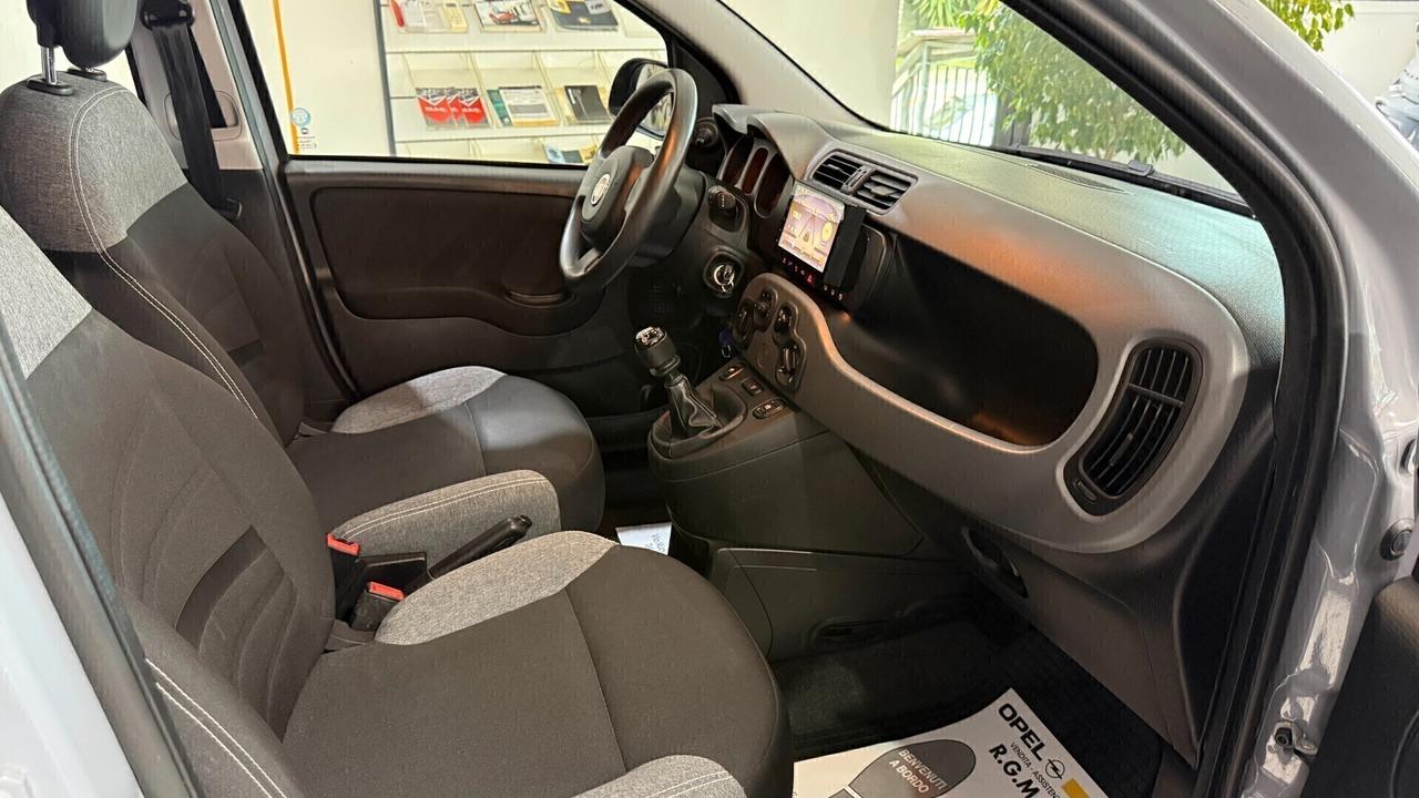 Fiat Panda 1.0 FireFly S&S Hybrid City Life TOUCH + BLUETHOOT + BLOCK SHAFT